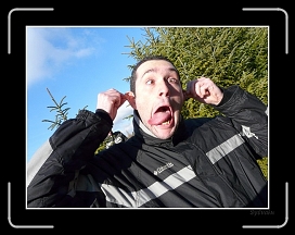 sylvain (13) * 624 x 480 * (223KB)